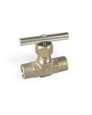 Parker 4M-V4AK-B Needle Valve, 5000 PSI - V Series, Angle, PCTFE, 1/4 MNPT, Brass